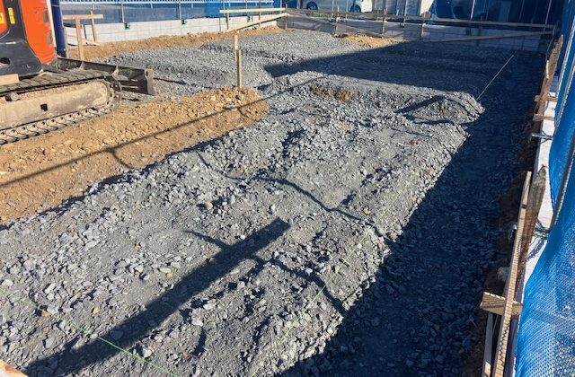 基礎工事が着工しました。春日井市